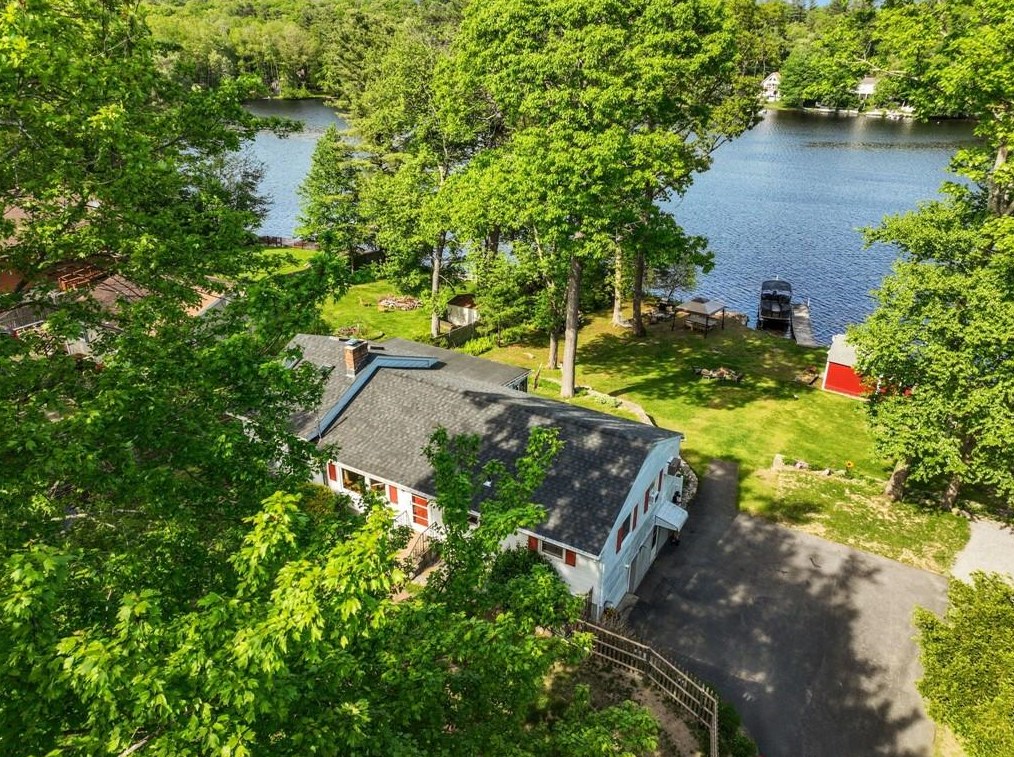 216 Saunders Brook Rd, Glocester, RI 02814