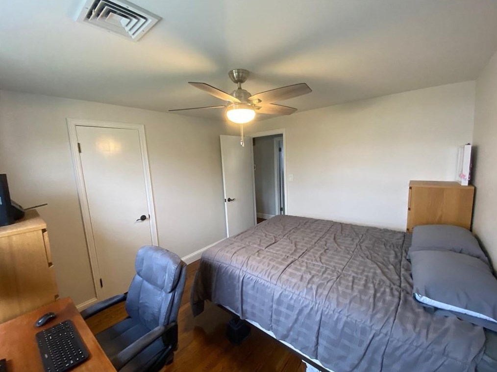 117 Eden Crest Dr, Cranston RI  02920-8145 exterior