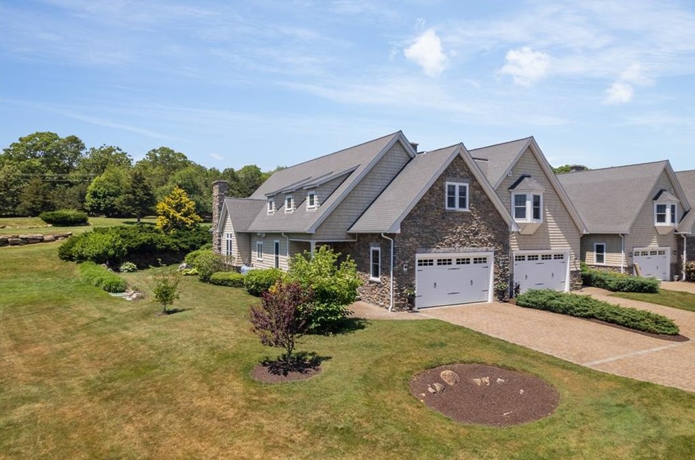 4 Spyglass Cir #a, Richmond, RI 02832