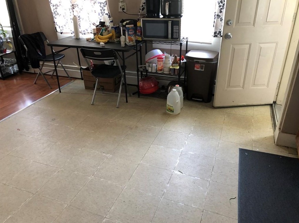 31 Casino Ave, Cranston RI 02920-6901 exterior