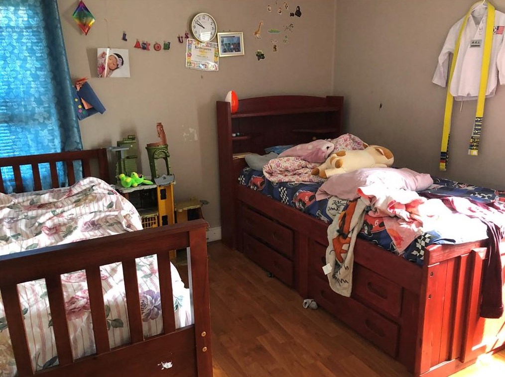 31 Casino Ave, Cranston RI 02920-6901 exterior