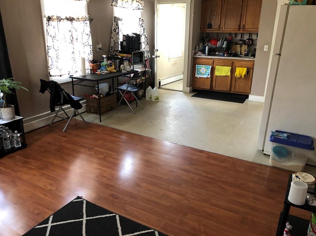 31 Casino Ave, Cranston RI 02920-6901 exterior