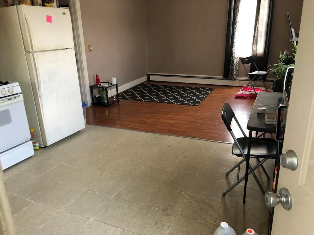 31 Casino Ave, Cranston RI 02920-6901 exterior