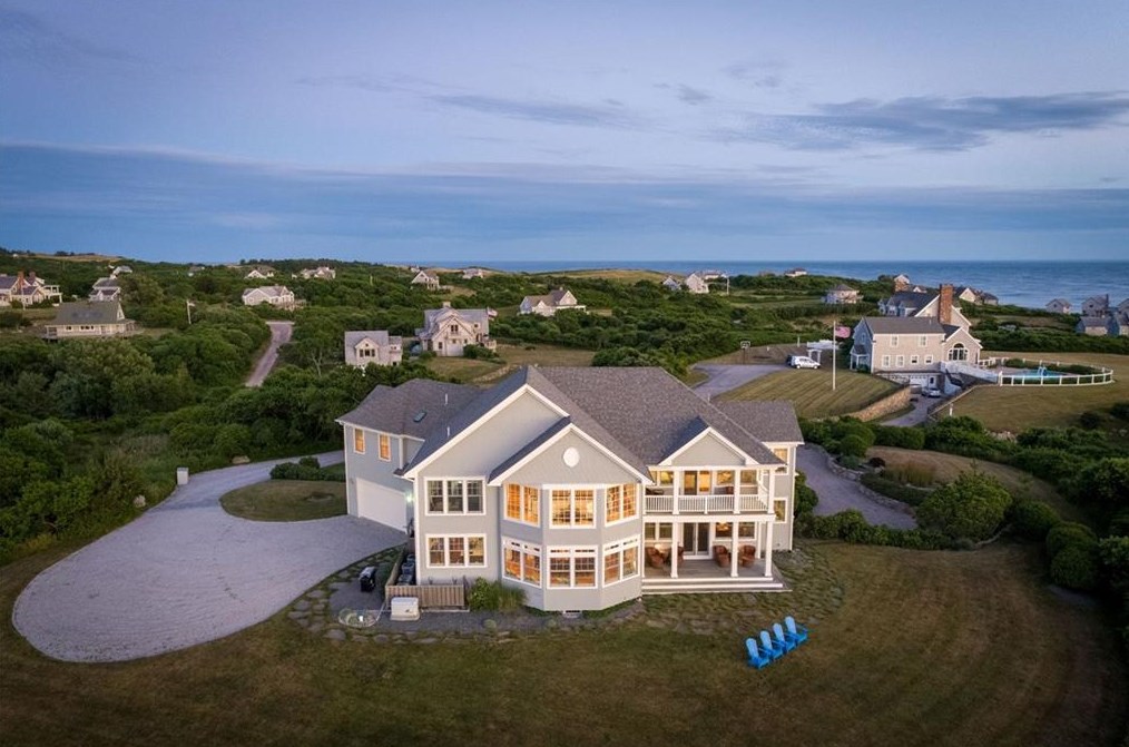 1423 Cooneymus Rd, New Shoreham, RI 02807