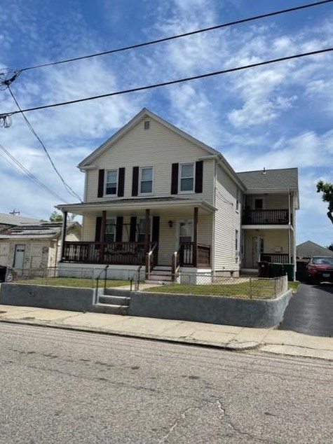 273 2nd Ave, Woonsocket, RI 02895