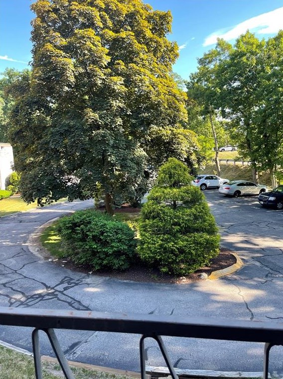 72 W Shore Rd #203, Warwick, RI 02889