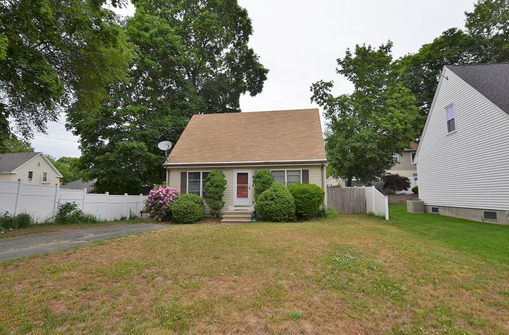 151 7th Ave, Woonsocket, RI 02895