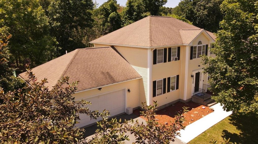22 Windsong Rd, Cumberland, RI 02864