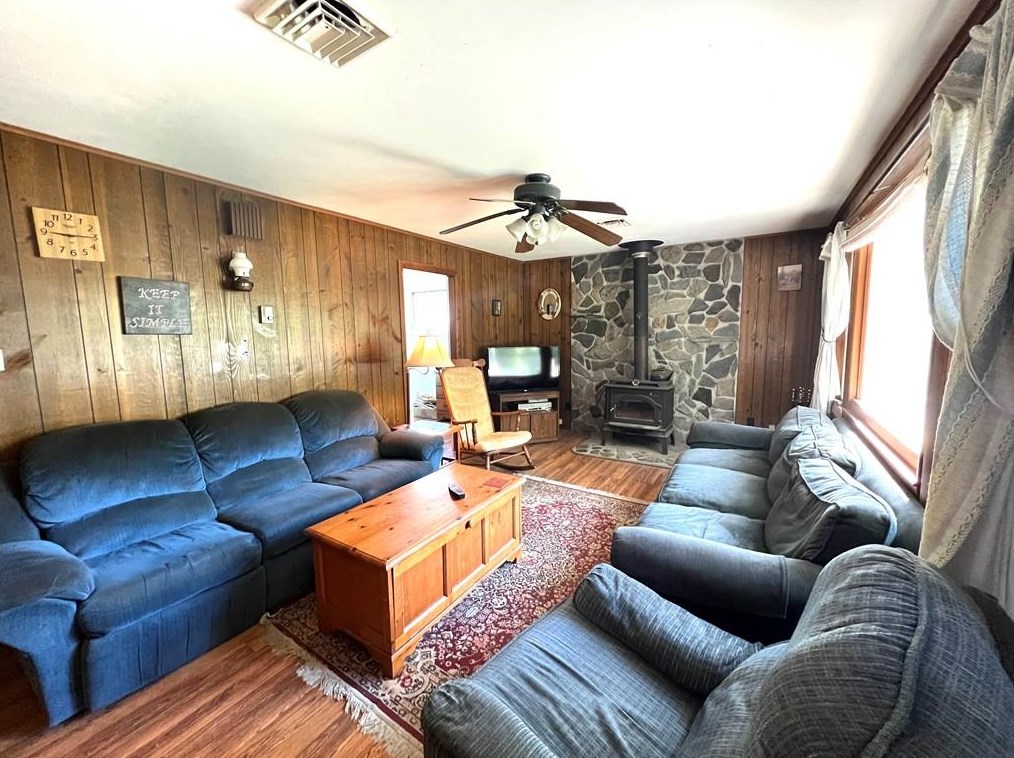075 Alice Ave, Portsmouth, RI 02872-1200