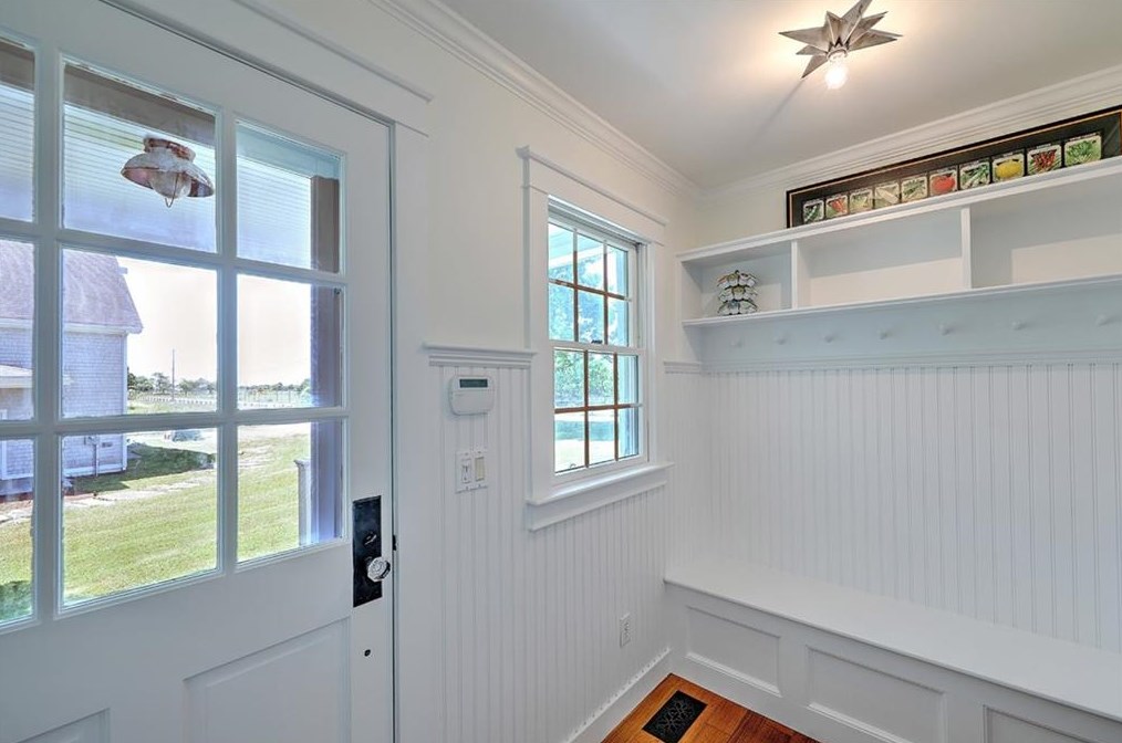 443 Barneys Joy Rd, Dartmouth MA 02748-1323 exterior