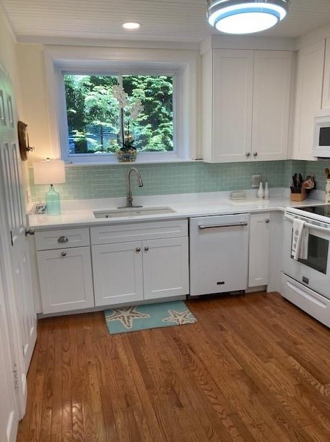 26 W Narragansett Ave #9, Middletown, RI 02840