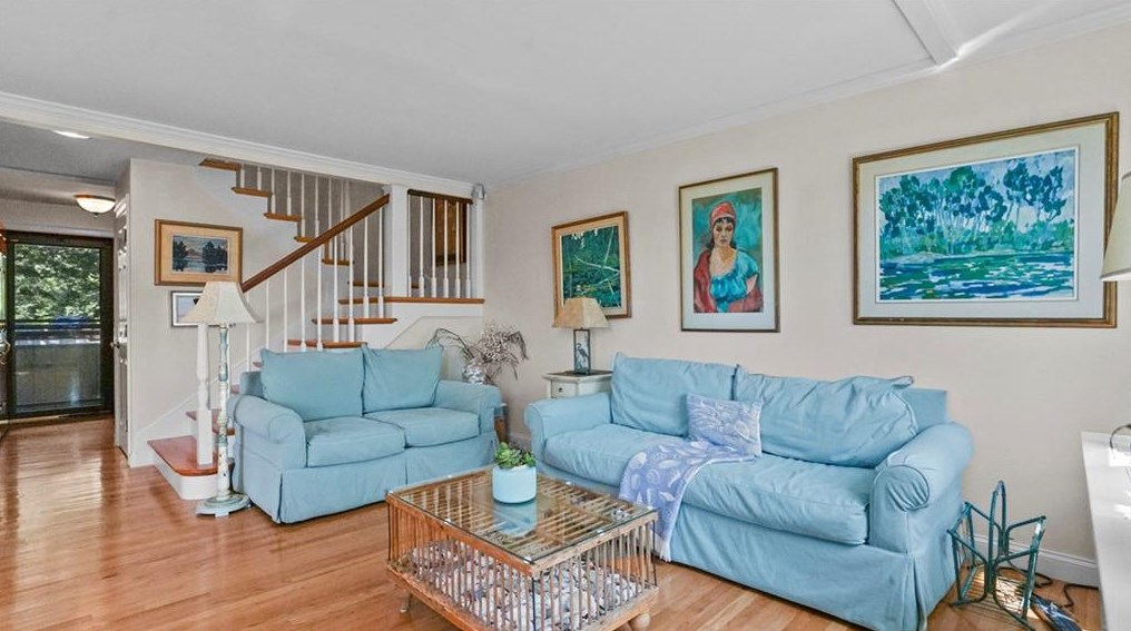 295 Fishing Cove Rd, North Kingstown, RI 02852