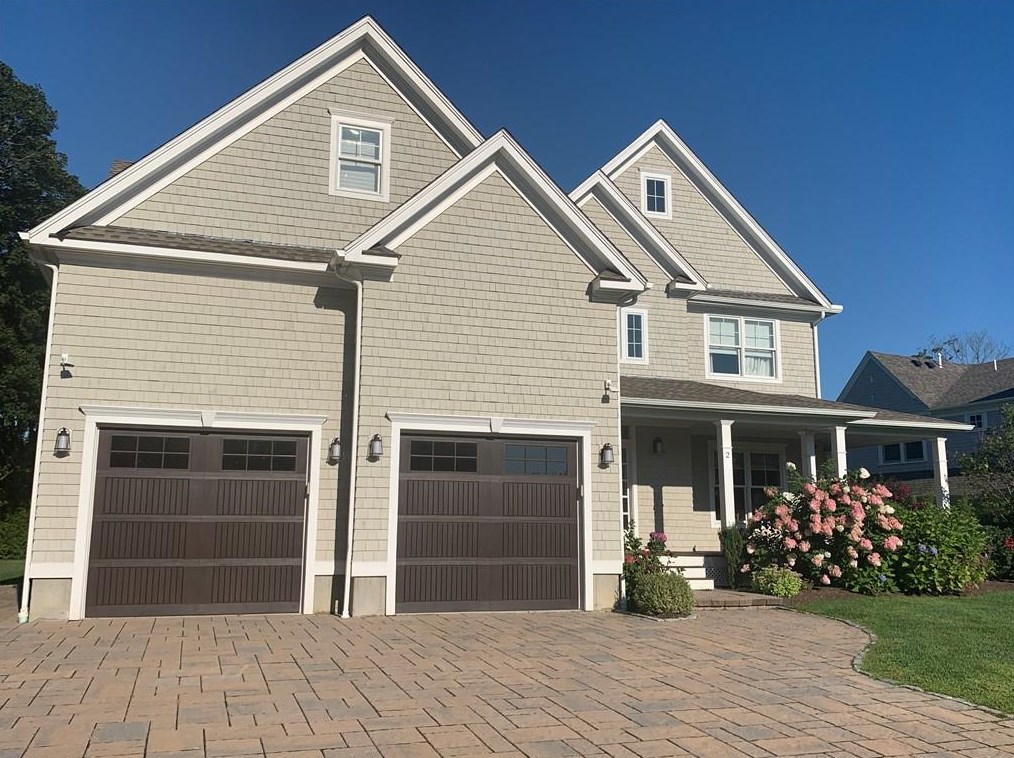 2 Faxon Grn, Middletown, RI 02840