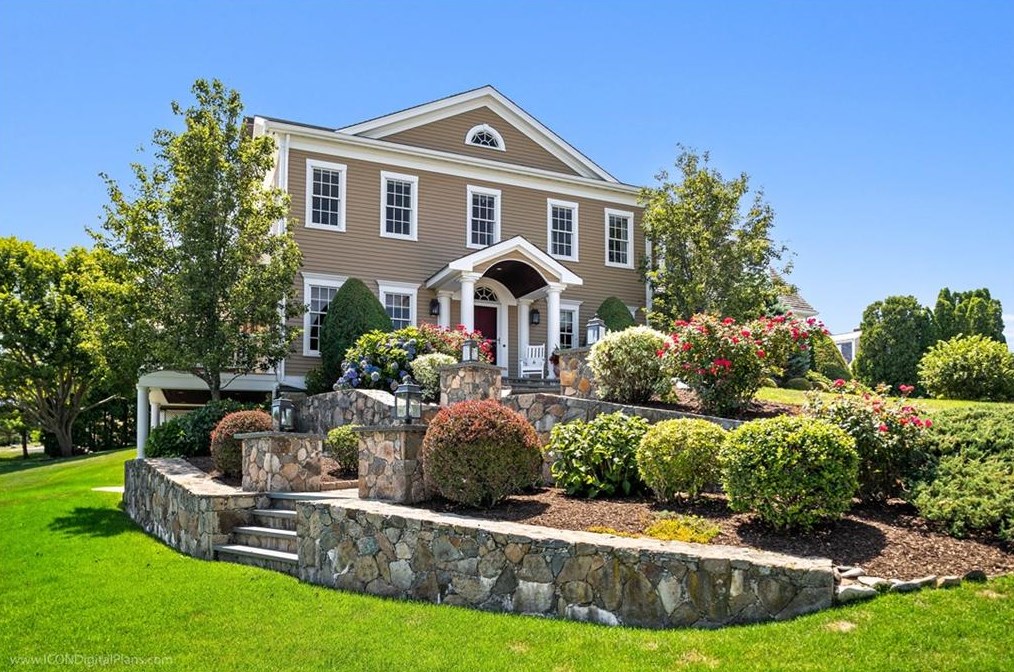 75 Holman St, Portsmouth, RI 02871-3913