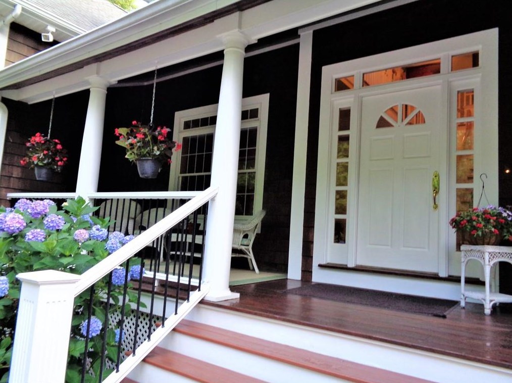 150 America Way, Jamestown, RI 02835-1808