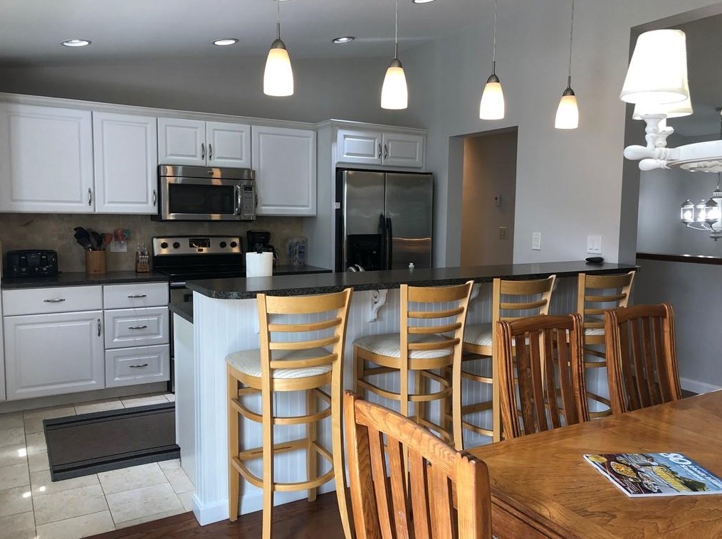 4 Pepper Bush Trl, South Kingstown, RI 02874