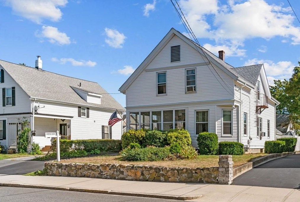 510 Winter St, Woonsocket, RI 02895