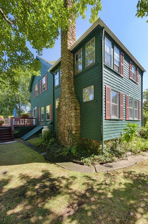 141 Central St, South Kingstown, RI 02882