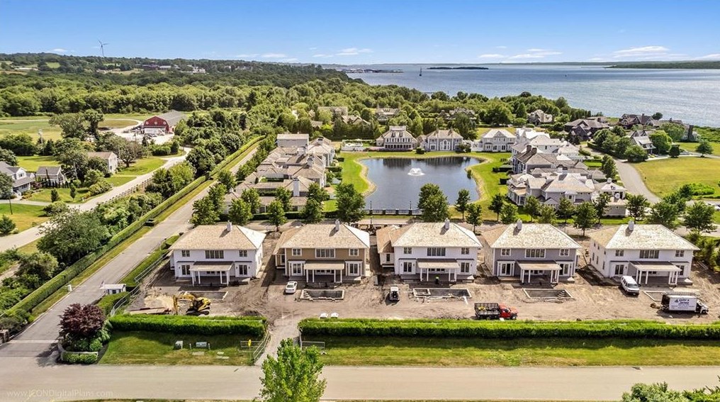 21 Carnegie Abbey Ln, Portsmouth, RI 02871-1622