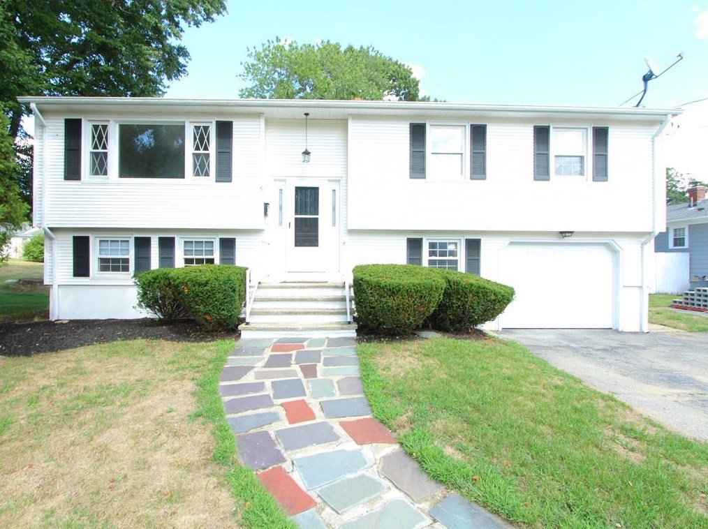 6 Savin St, Providence, RI 02911