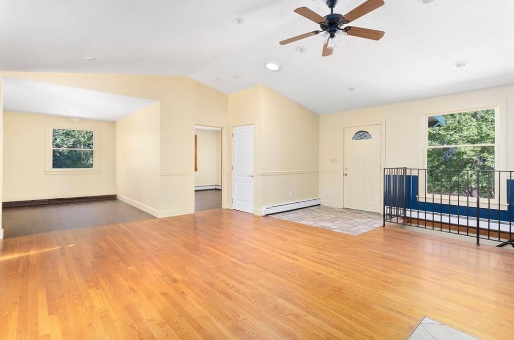 426 Carpenter Rd, Scituate, RI 02831
