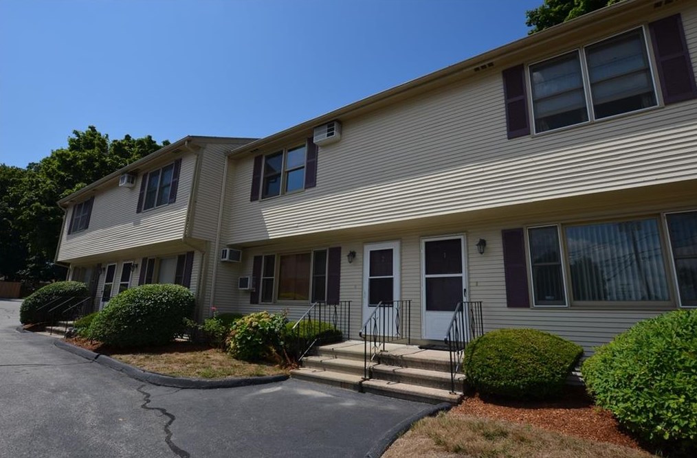 151 Willett Ave #2, East Providence, RI 02915