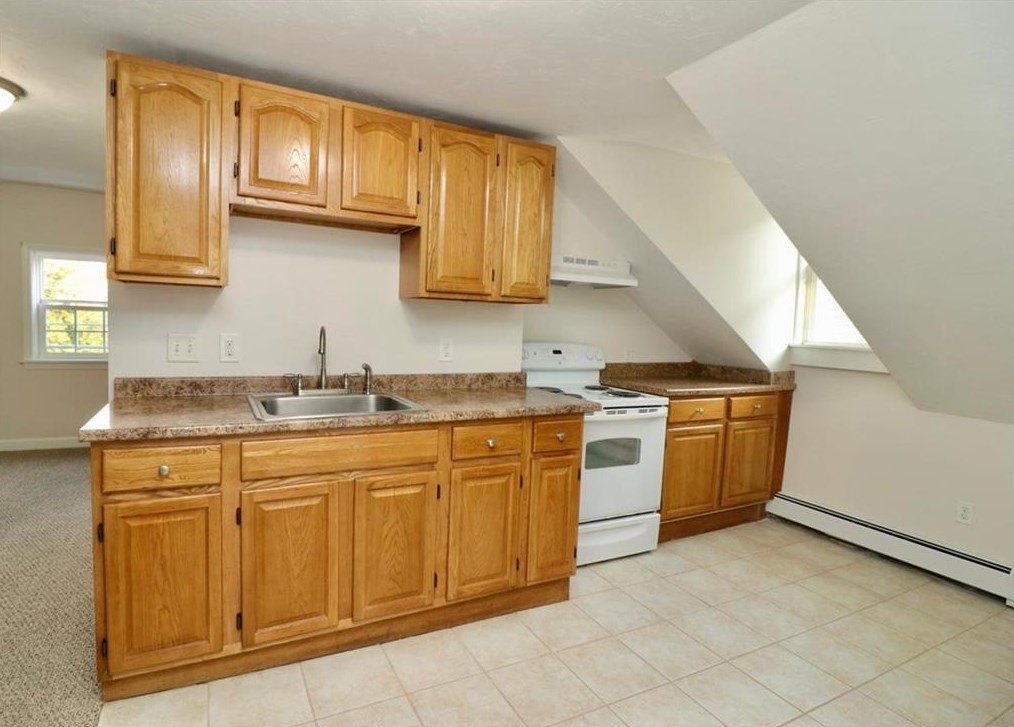 143 Putnam St #3, Providence, RI 02909