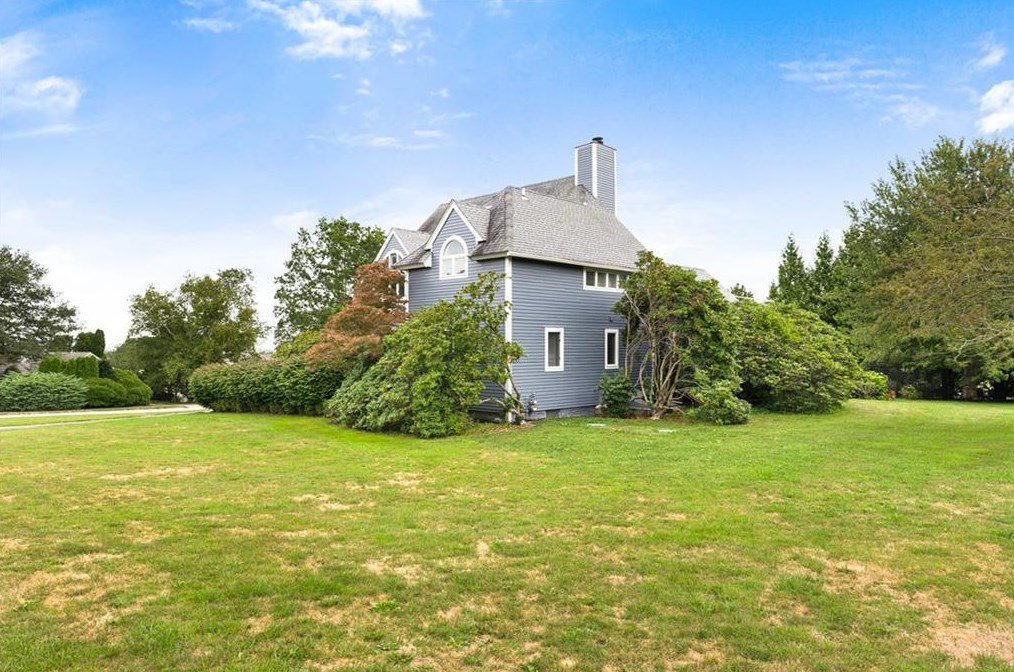 179 Taylor Rd, Portsmouth RI  02871-5416 exterior