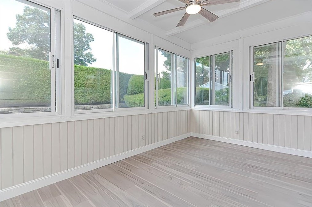 144 Glen Ridge Rd, Cranston RI  02920-6154 exterior