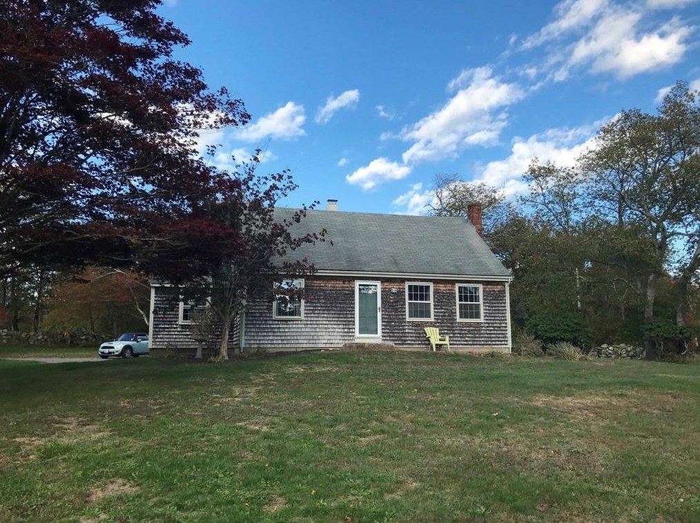 28 Pottersville Rd, Little Compton, RI 02837