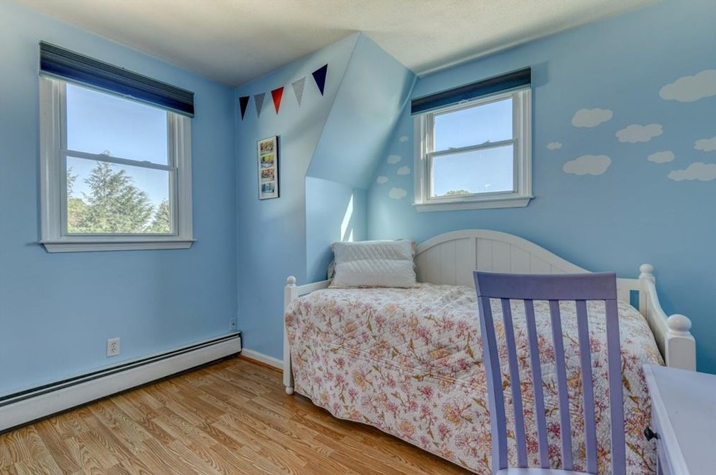 136 Silverwood Ln, West Warwick RI  02893-3306 exterior