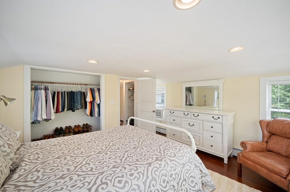 11 Hillsdale Rd, Richmond RI  02892-1002 exterior