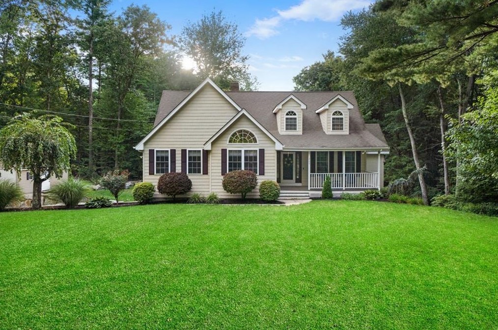 269 Smith Hill Rd, Burrillville, RI 02830