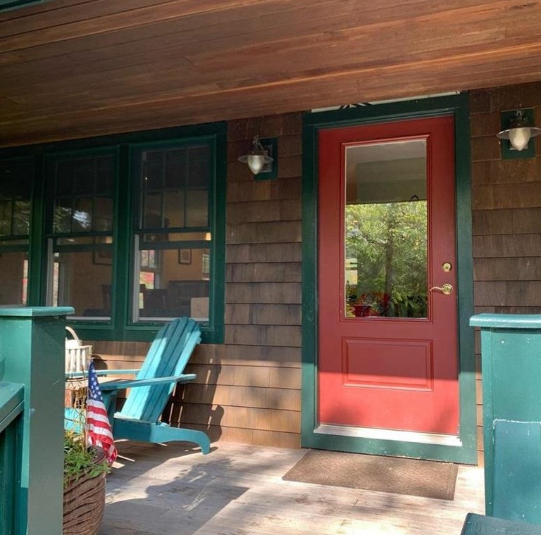194 W Main Rd, Little Compton, RI 02837