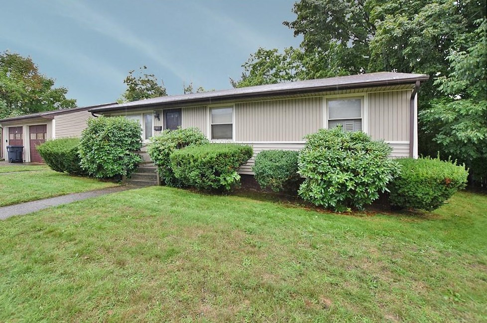 94 Woonasquatucket Ave, Providence, RI 02911