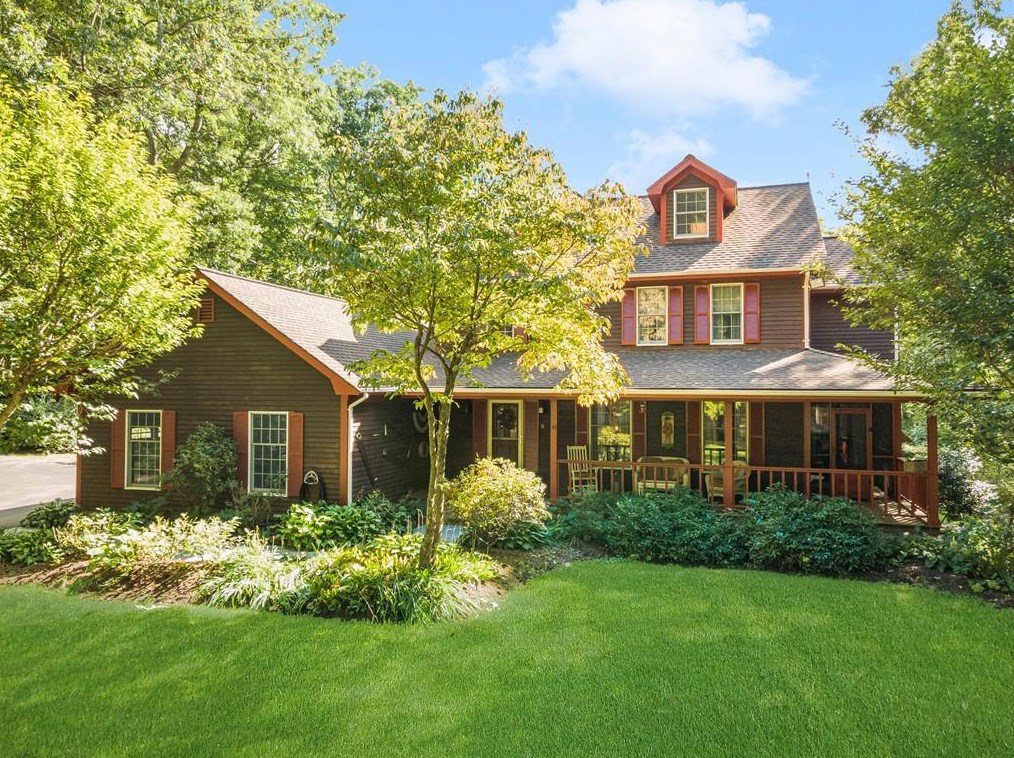 21 Gentry Way, Scituate, RI 02857-1546