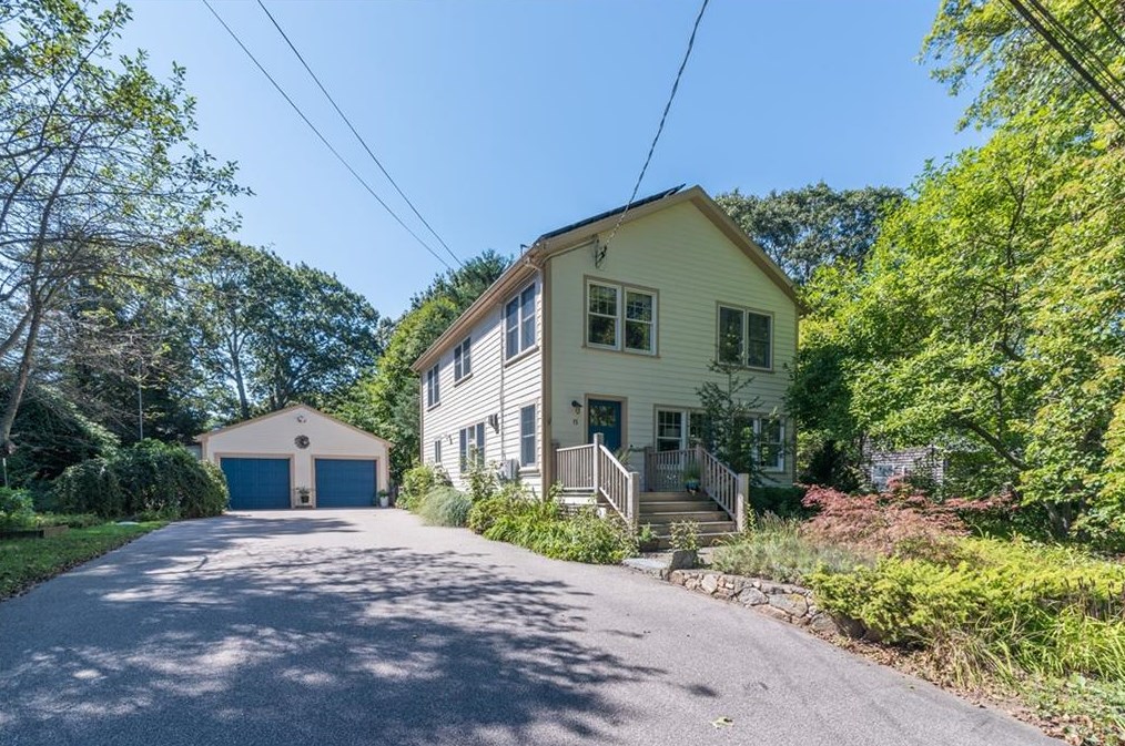15 Calypso Dr, South Kingstown, RI 02874