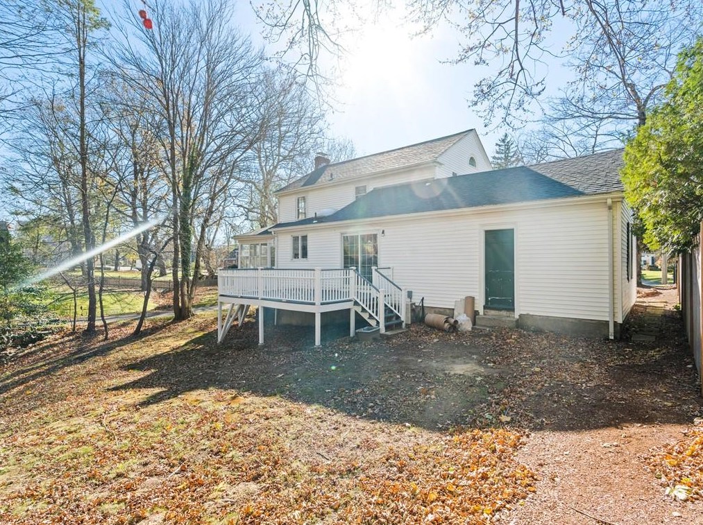 91 Greenwood Ave, East Providence RI  02916-1916 exterior