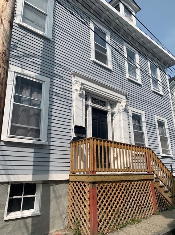 32 Ann St #2, Middletown, RI 02840