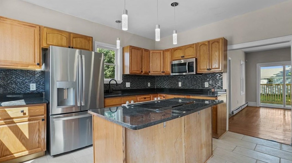 107 Bernon St, Providence, RI 02908
