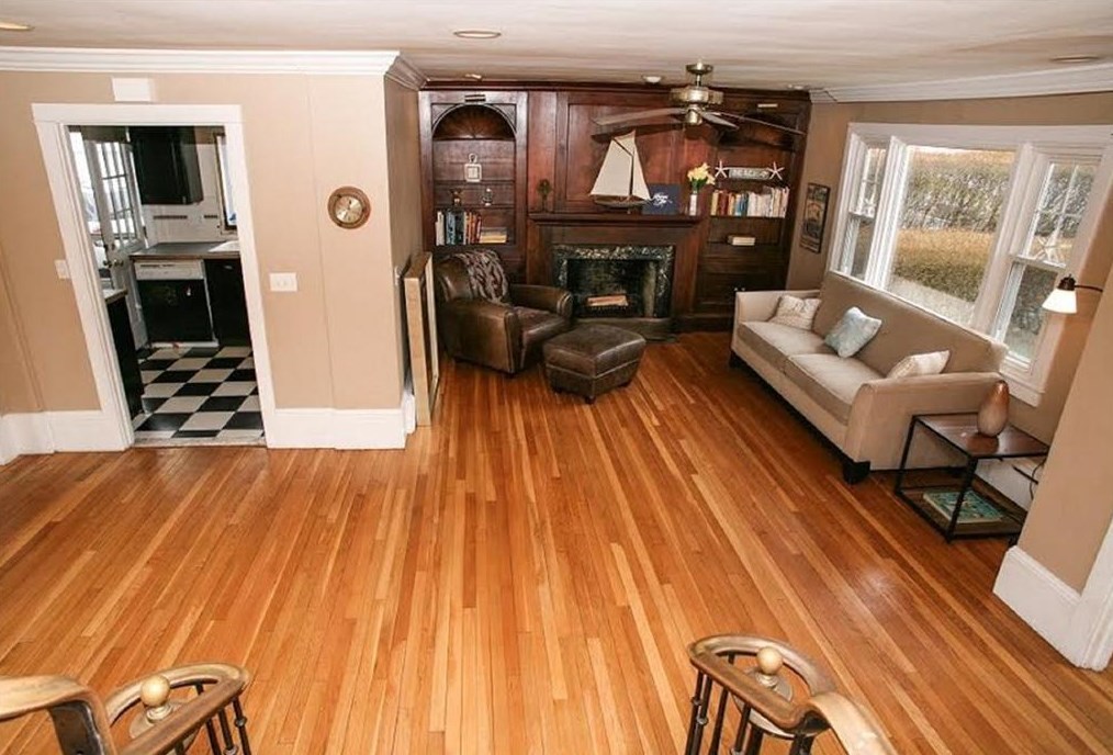250 Purgatory Rd, Middletown, RI 02842