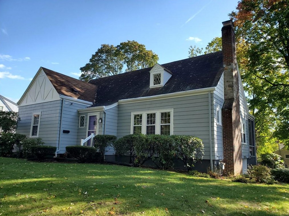 76 Eldredge Ave, Warwick, RI 02818