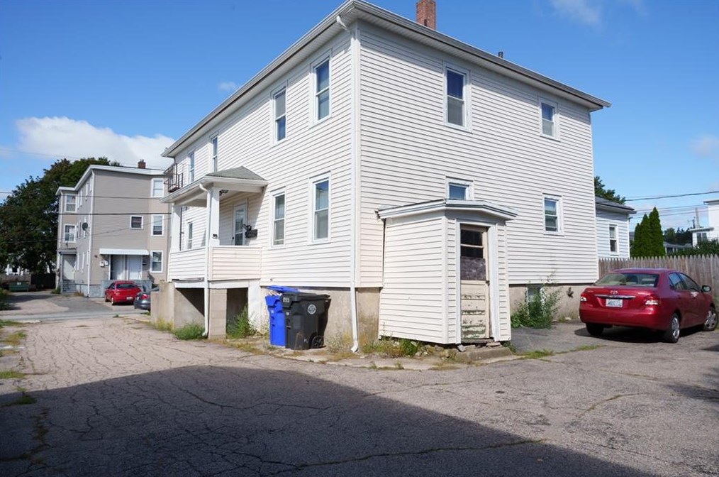 34 Home St, West Warwick, RI 02893
