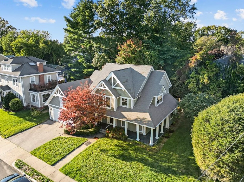 25 Strathmore Rd, Providence, RI 02905