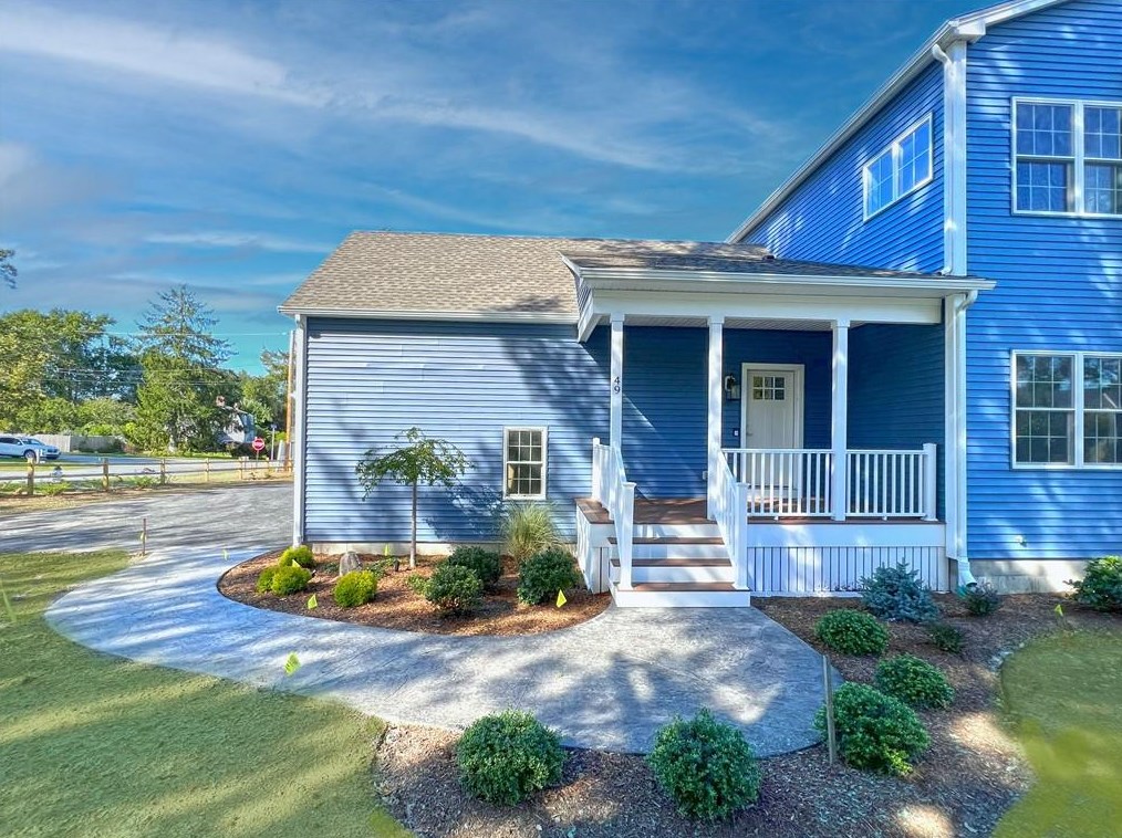61 Immokolee Dr #4b, Portsmouth, RI 02871