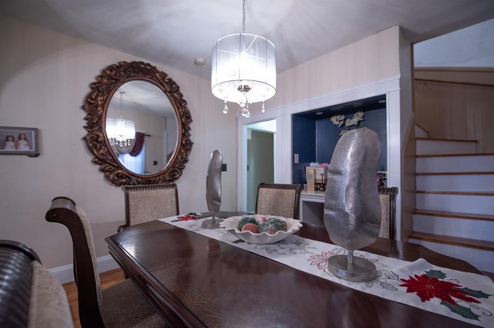 24 Ridge St, Cranston RI  02920-7427 exterior