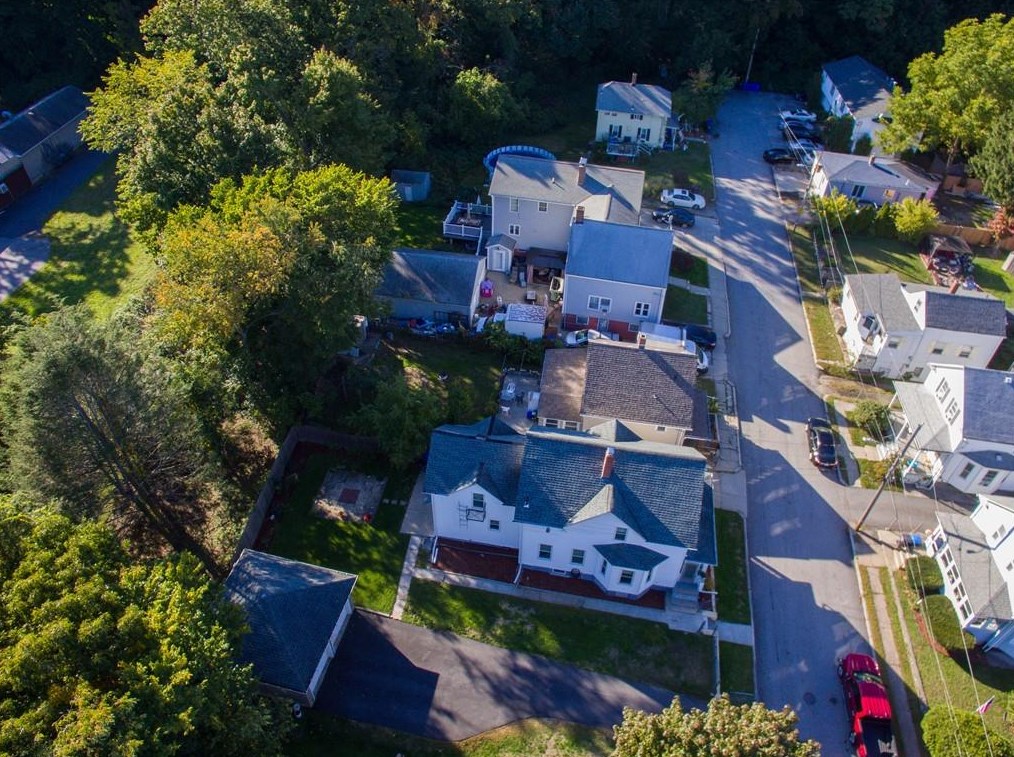 24 Ridge St, Cranston RI  02920-7427 exterior