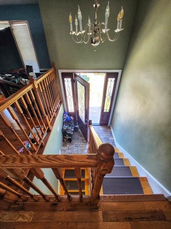 27 Evergreen St, Cranston, RI 02910-4001