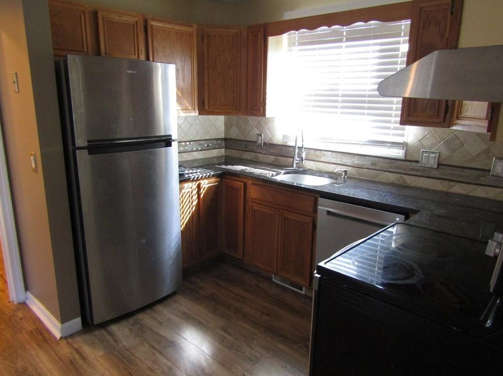 42 Peter St, Providence, RI 02904