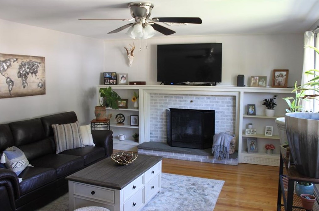 120 Revere Ave, West Warwick, RI 02893